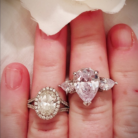 đĽSALEđĽ 5CT Pear Diamond Engagement Ring - Picture 6 of 7